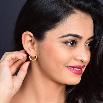 Traditional wear Chandbali, Bali, Round Bali, Round Earring alloy Gold Plated Bali Earring for Women and Girls 2