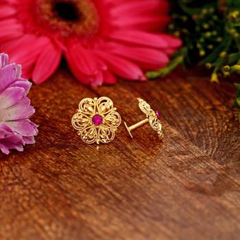 Traditional South Screw Back Alloy Gold and Micron Plated Round Earring 2