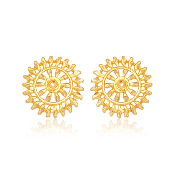Traditional South Screw Back Alloy Gold and Micron Plated Round Earring 1