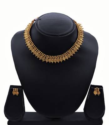 Gold necklaces 2