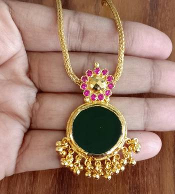 Green agate pendants 2