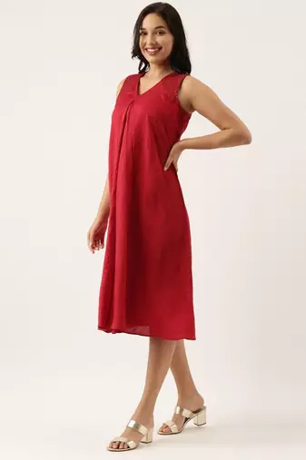 Red Sleeveless Crush Silk Dress
