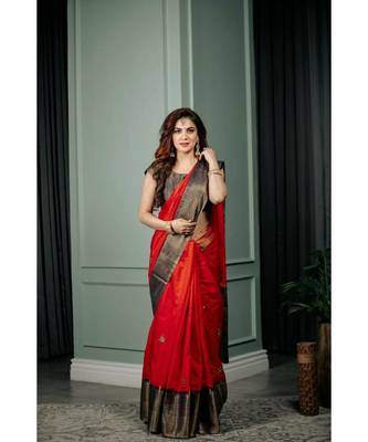 shraddha arya red woven rich heavy dark blue with border saree with blouse 3
