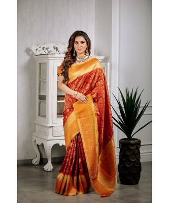 Shraddha Arya Maroon Woven Saree With Blouse 3
