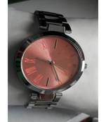 Sizzling analog classic watch for Girls