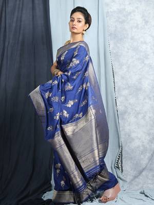 Deep Blue Zari Woven Saree With Blouse 3