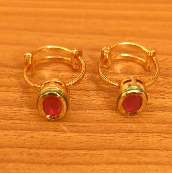 Red toe-rings 2