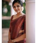 Presenting Enchanting Yet Breathable Organic Banarasi Sarees For Intimate And Big Fat Indian Weddings