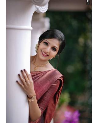 Presenting Enchanting Yet Breathable Organic Banarasi Sarees For Intimate And Big Fat Indian Weddings 10