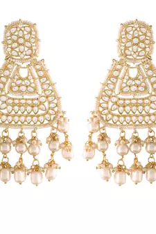 White kundan Yellow Gold Alloy Earrings