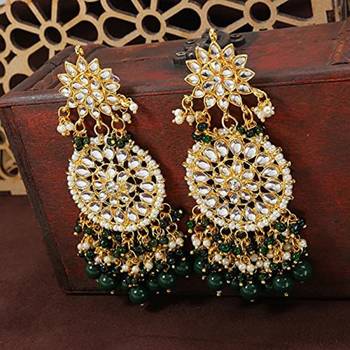 Green kundan Yellow Gold Alloy Earrings 2