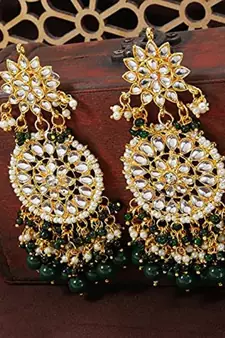 Green kundan Yellow Gold Alloy Earrings