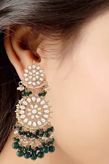 Green kundan Yellow Gold Alloy Earrings