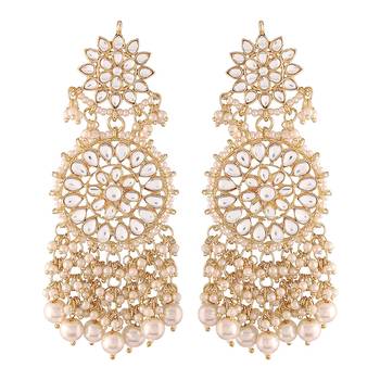 White kundan Yellow Gold Alloy Earrings 3
