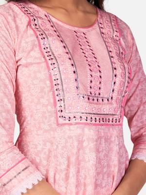 Pink Cotton Printed stitched   Kurta    Pant with dupatta 7
