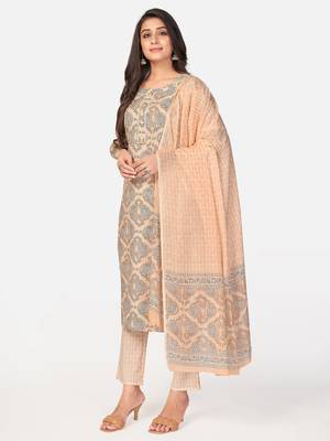 Peach Cotton Printed stitched   Kurta    Pant with dupatta 4