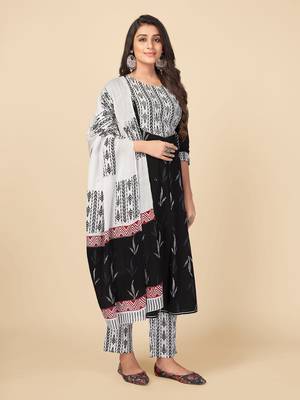 Black Cotton Printed stitched   Kurta    Pant with dupatta 4