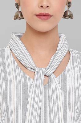 Janasya White woven cotton kurta 5