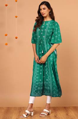 Green printed georgette kurtas-and-kurtis 2
