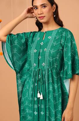 Green printed georgette kurtas-and-kurtis 5
