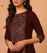 Janasya Brown printed rayon kurta