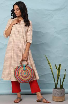 Janasya Cream printed cotton kurta 1