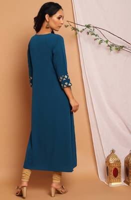 Teal printed crepe kurta 4
