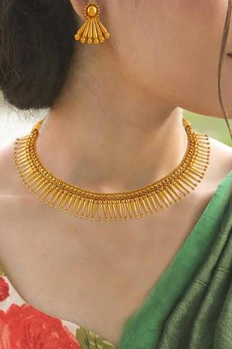 Gold necklace-sets