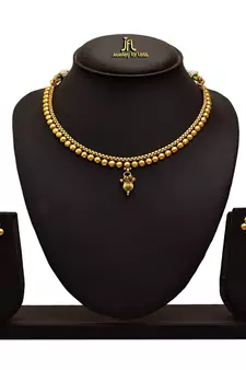 Gold necklace-sets
