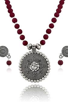 Silver necklace-sets