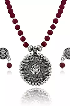 Silver necklace-sets