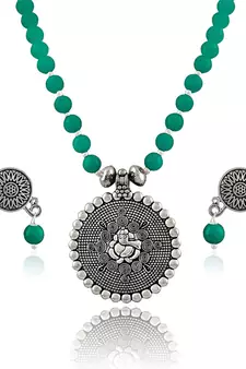 Green necklace-sets