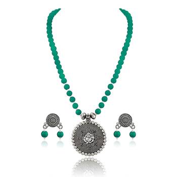 Green necklace-sets 2
