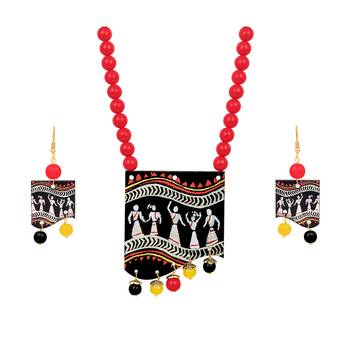 Red necklace-sets 1