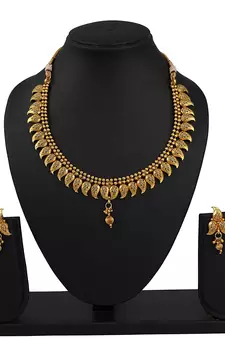 Gold necklace-sets