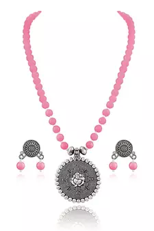 Silver necklace-sets