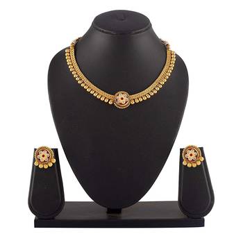 Gold necklace-sets 2