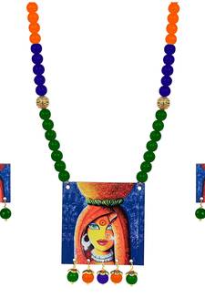 Green necklace-sets