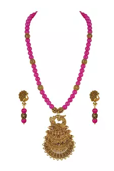 Gold necklace-sets