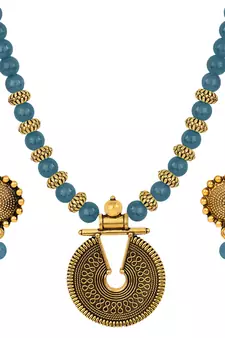Gold necklace-sets