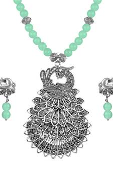 Green necklace-sets