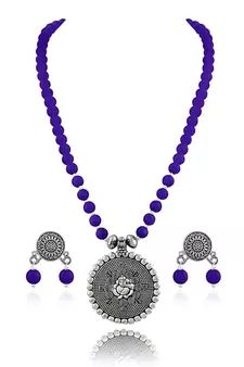 Silver necklace-sets