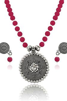 Red necklace-sets