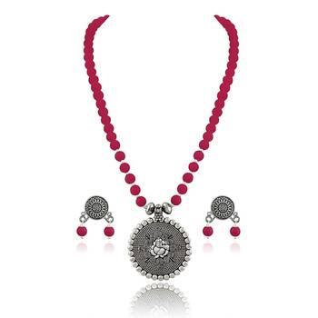 Red necklace-sets 2