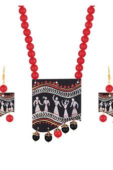 Red necklace-sets