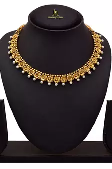 Gold necklace-sets