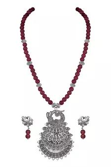 Maroon necklace-sets