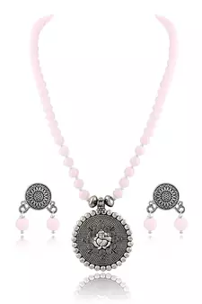 Silver necklace-sets
