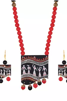 Red necklace-sets