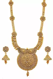 Gold necklace-sets